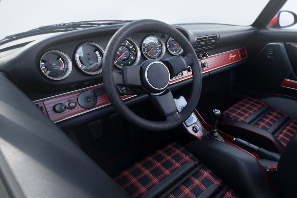 Porsche 911 Cabriolet reimagined by Singer