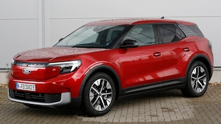 Ford Explorer Extended Range RWD