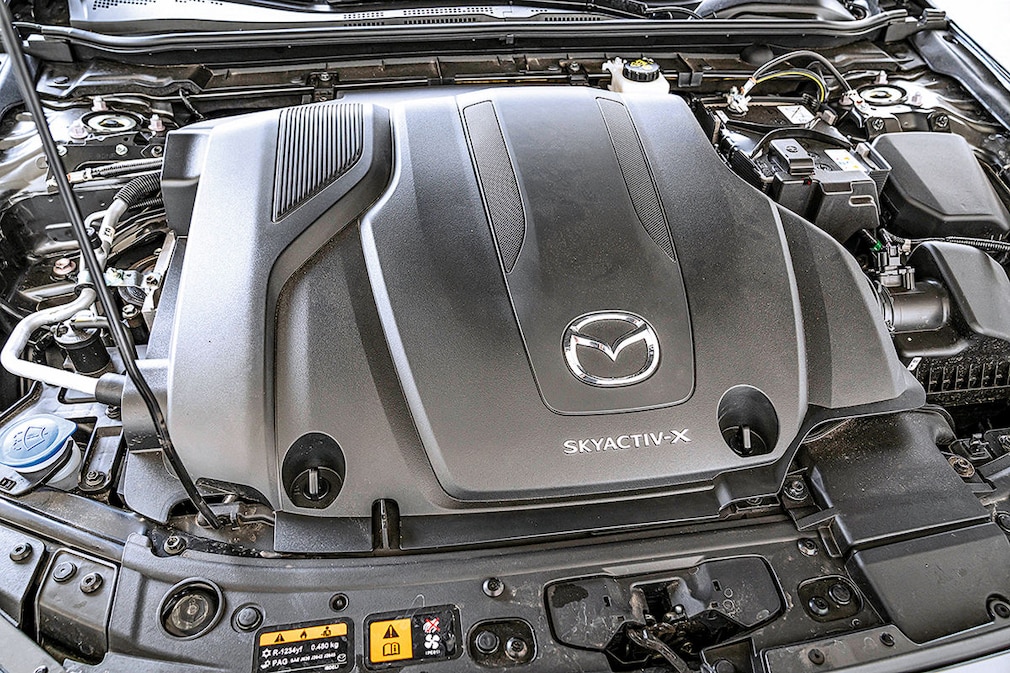 Mazda 3 e-Skyactiv X