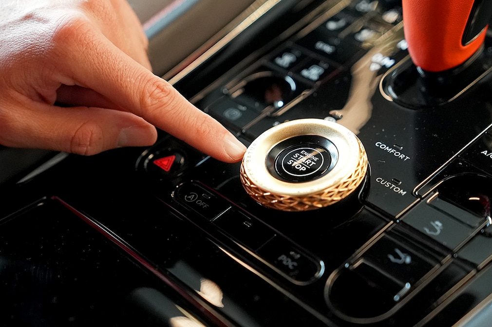 Bentley Batur