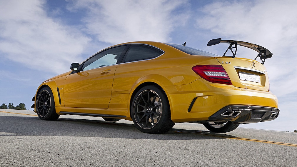 Mercedes C-Klasse C 63 AMG Coupé Black Series Mercedes C-Klasse C 63 AMG Coupé Black Series