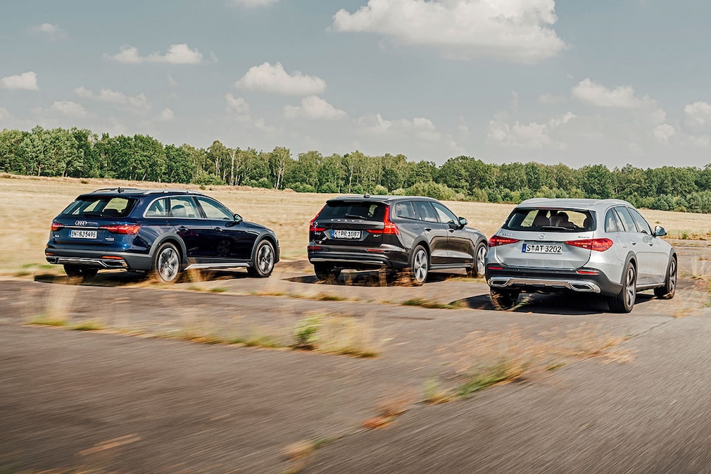 Audi A4 allroad 40 TDI quattro Volvo V60 Cross Country B4 AWD Mercedes C-Klasse C 220 d 4Matic All-Terrain