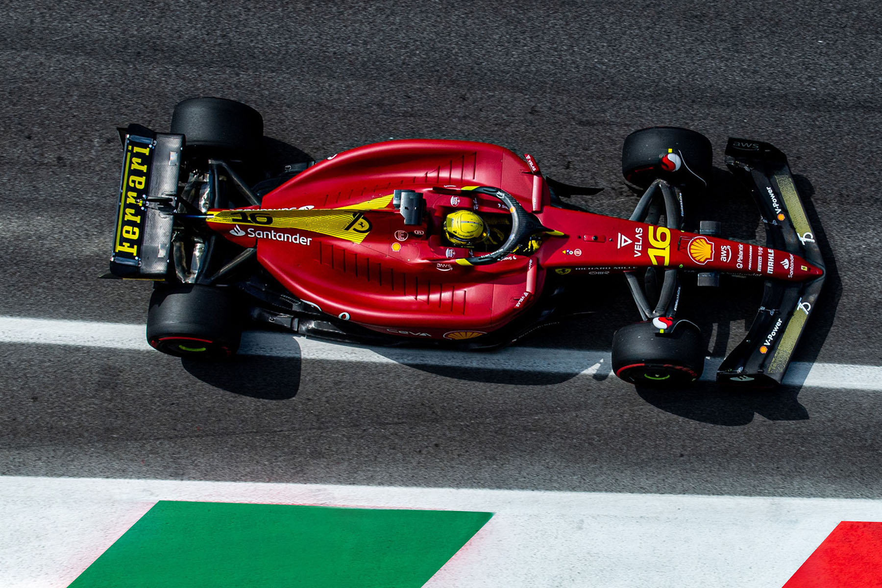 Formel 1 Italien-GP Leclerc fährt Bestzeit im Ferrari-Mekka