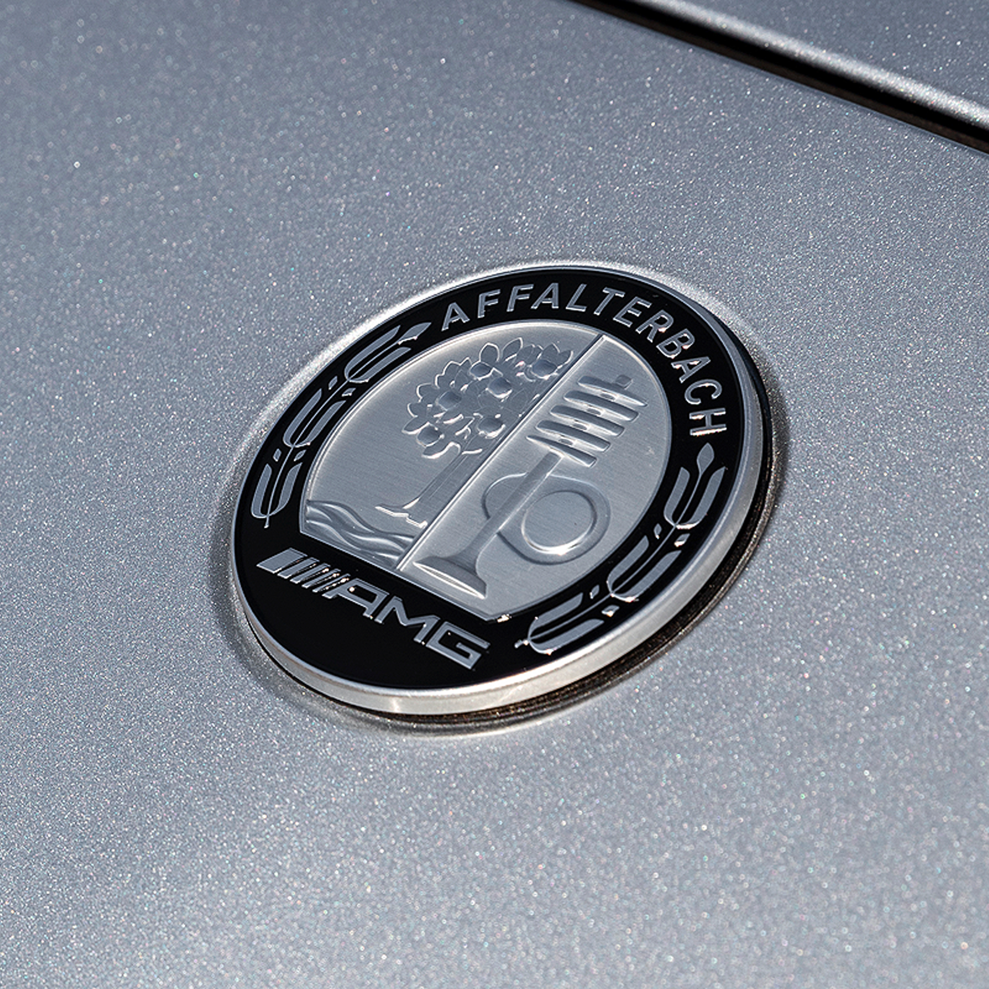 Adieu, Mercedes-Stern: AMG setzt auf ein neues Logo - AUTO BILD