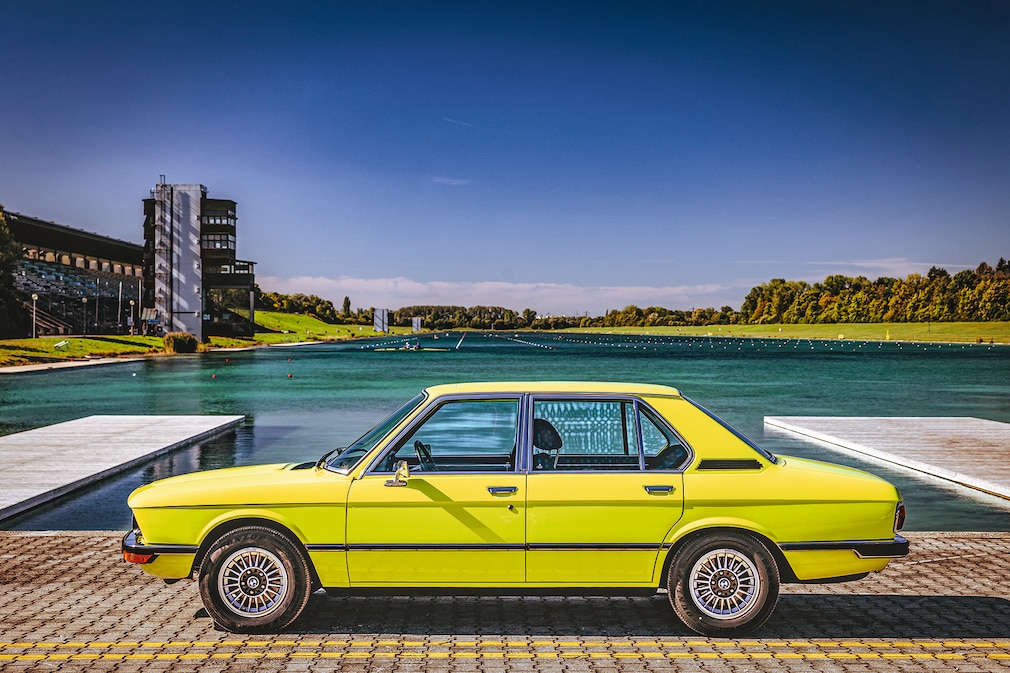 BMW 528