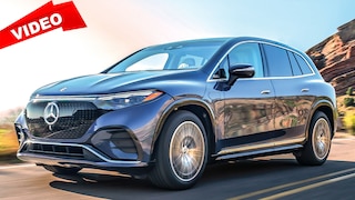 Schmutzige Ausfahrt mit dem Luxus E-SUV