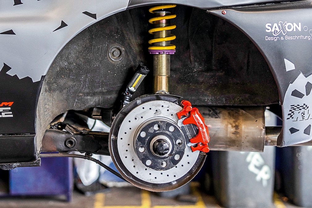 Bremsscheiben, Beläge und neue Radlager Bremsscheiben, Beläge und neue Radlager