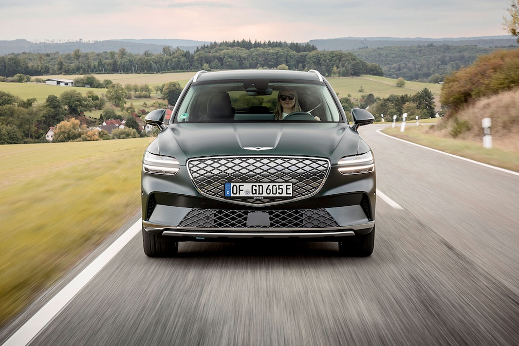 Genesis Electrified GV70