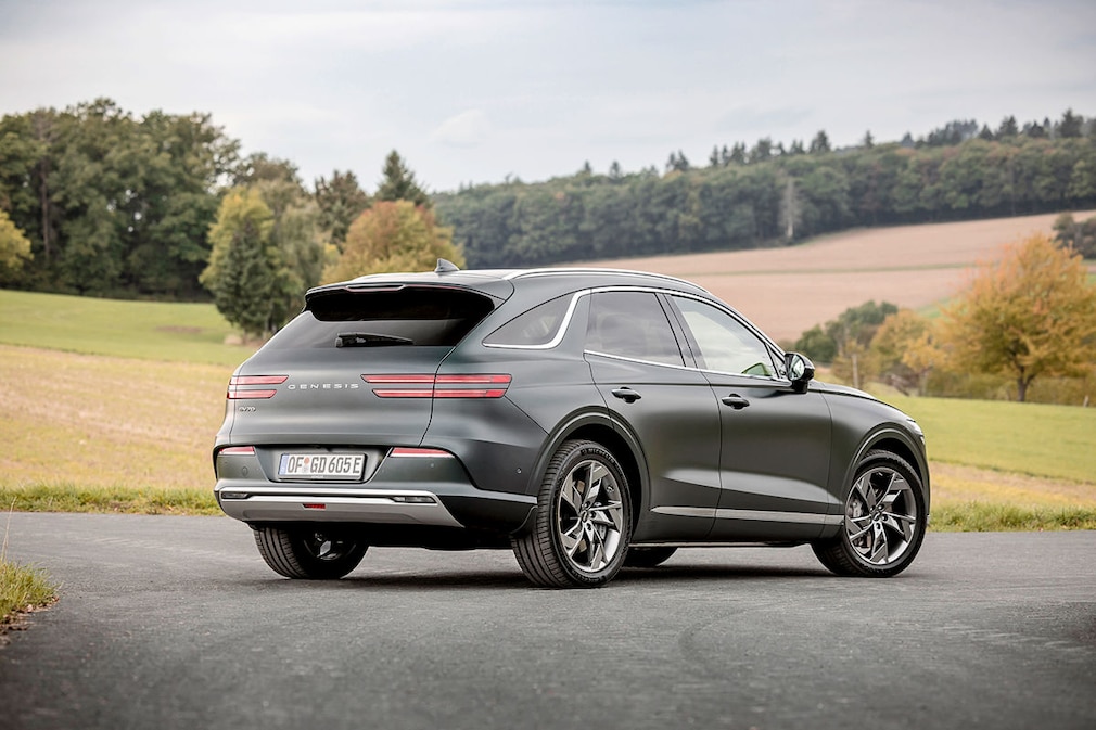 Genesis Electrified GV70