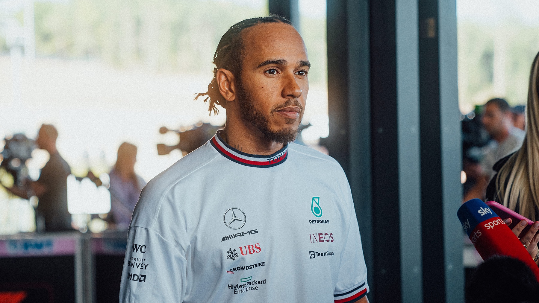 Formel 1: Hamilton stellt Verstappen-Titel in Frage - AUTO BILD