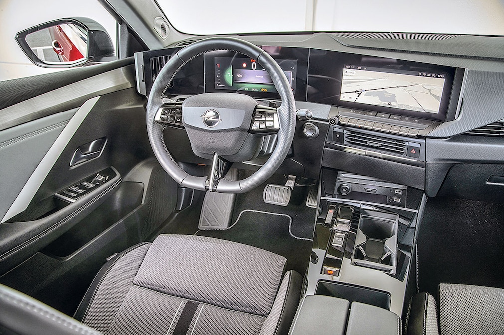 Opel Astra 1.2 Turbo Automatik  