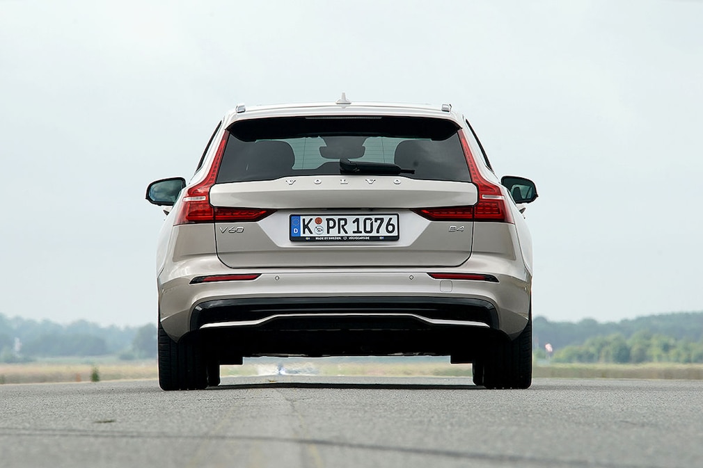 Volvo V60 B4