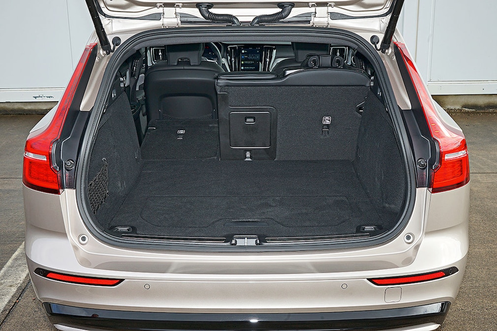 Volvo V60 B4