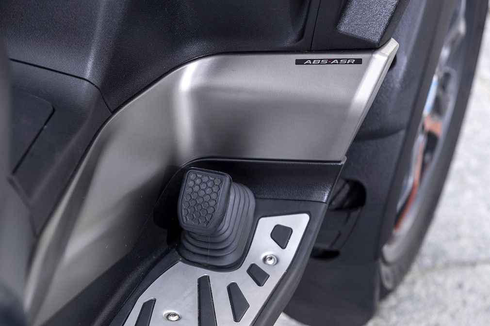 Piaggio MP3 530 Exclusive