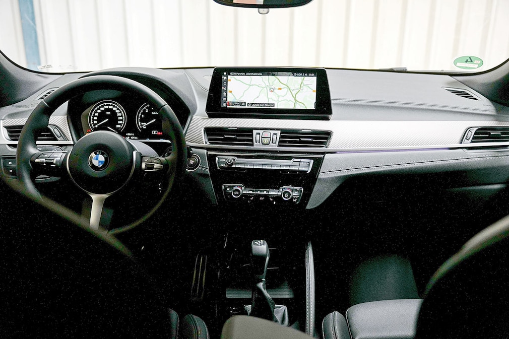 BMW X2 xDrive25e 