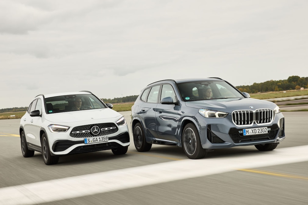 BMW X1 xDrive23i   Mercedes GLA 250 4Matic