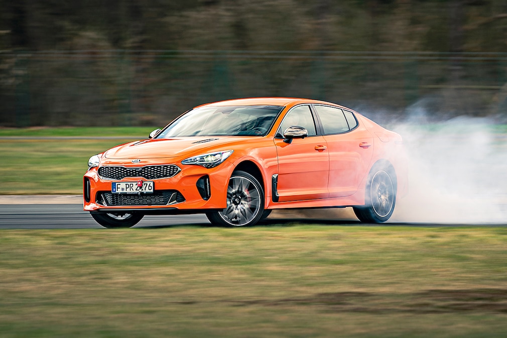 Kia Stinger 3.3 T-GDI AWD