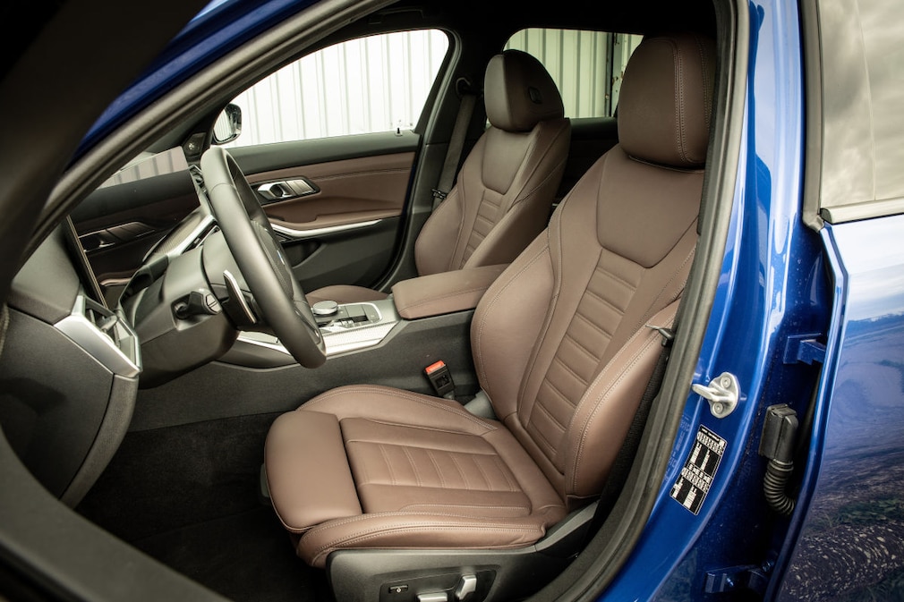 BMW 330d Touring