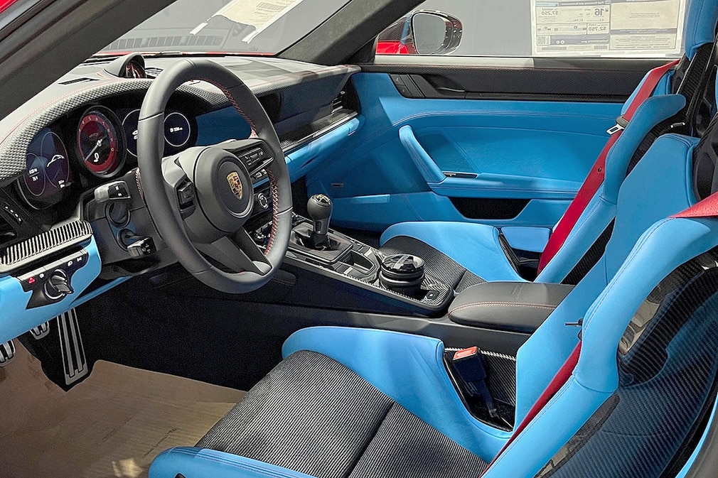 Porsche 911 GT3 Touring 6-Speed