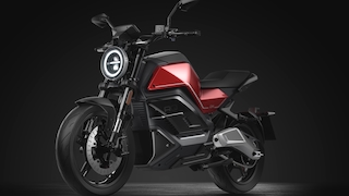 Niu RQi