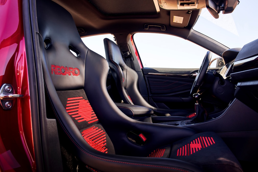 VW Jetta GLI Performance Concept
