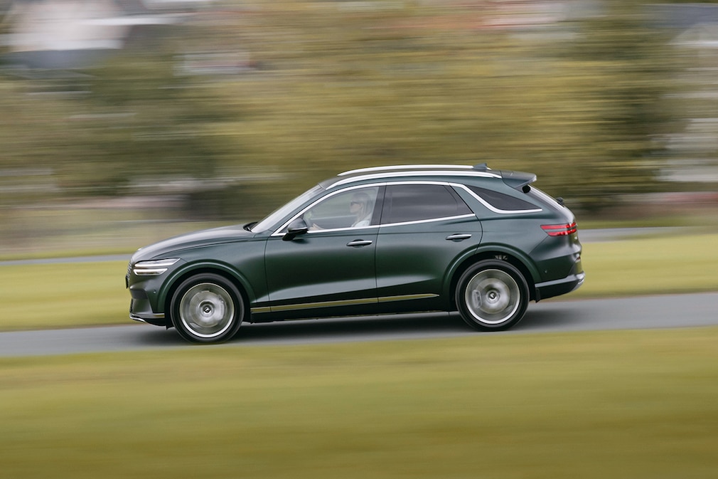 Genesis Electrified GV70