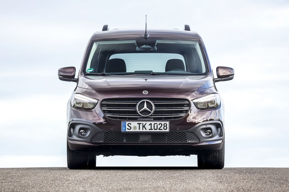 Mercedes T 180