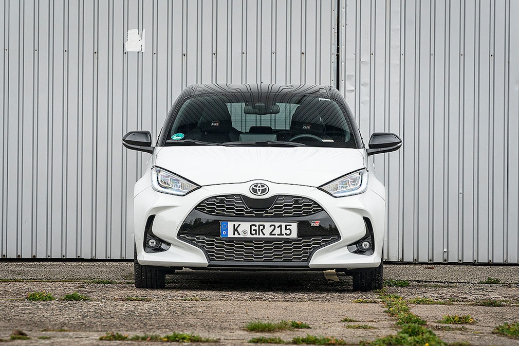 Toyota Yaris Hybrid