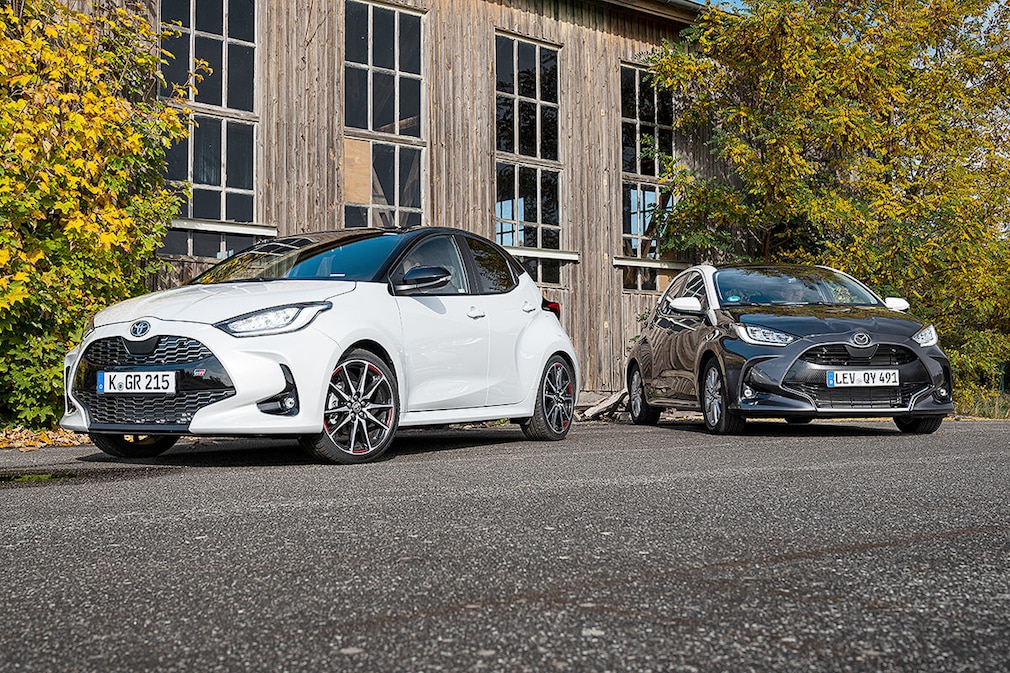 Toyota Yaris Hybrid Mazda 2 Hybrid