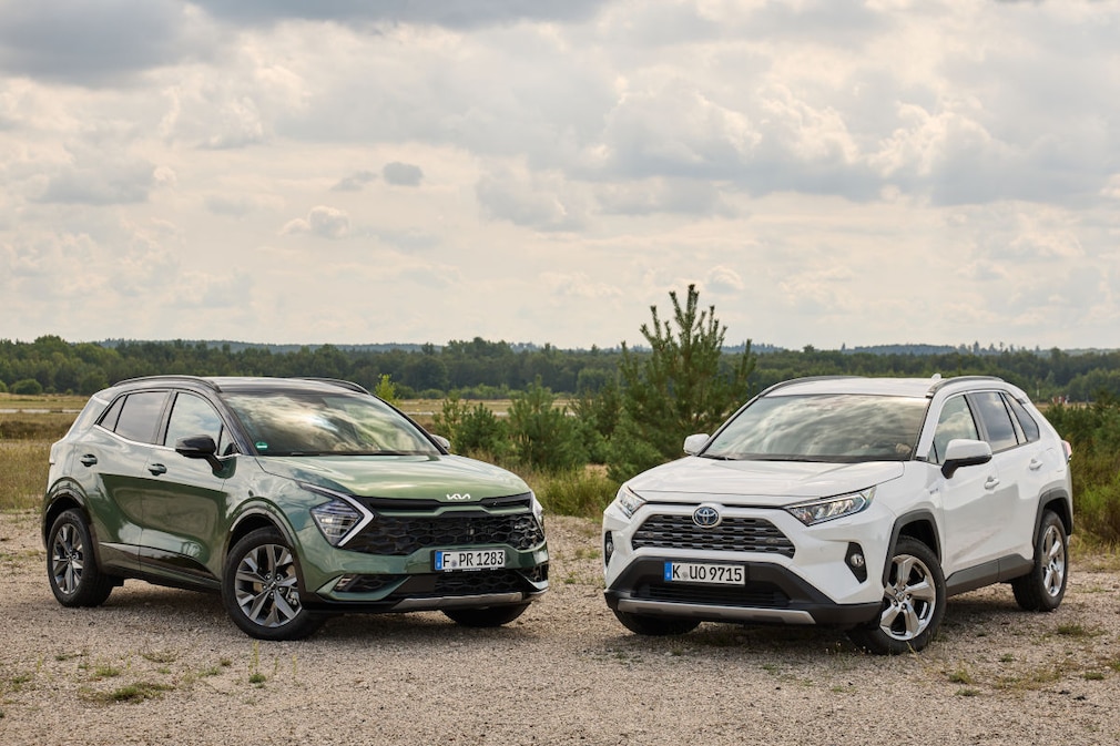 Kia Sportage vs. Toyota RAV4 zwei VollhybridSUV im Test AUTO BILD