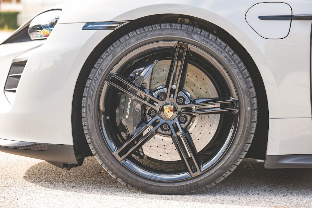 Porsche Taycan Turbo S