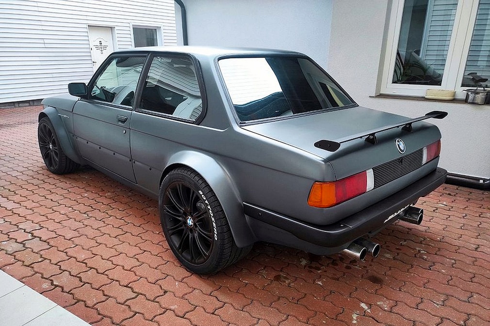 BMW E21 mit V10