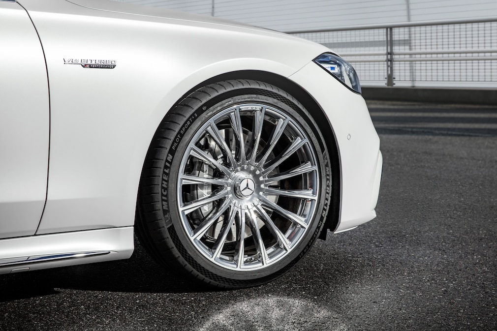 Mercedes-AMG S63 E-Performance Mercedes-AMG S63 E-Performance
