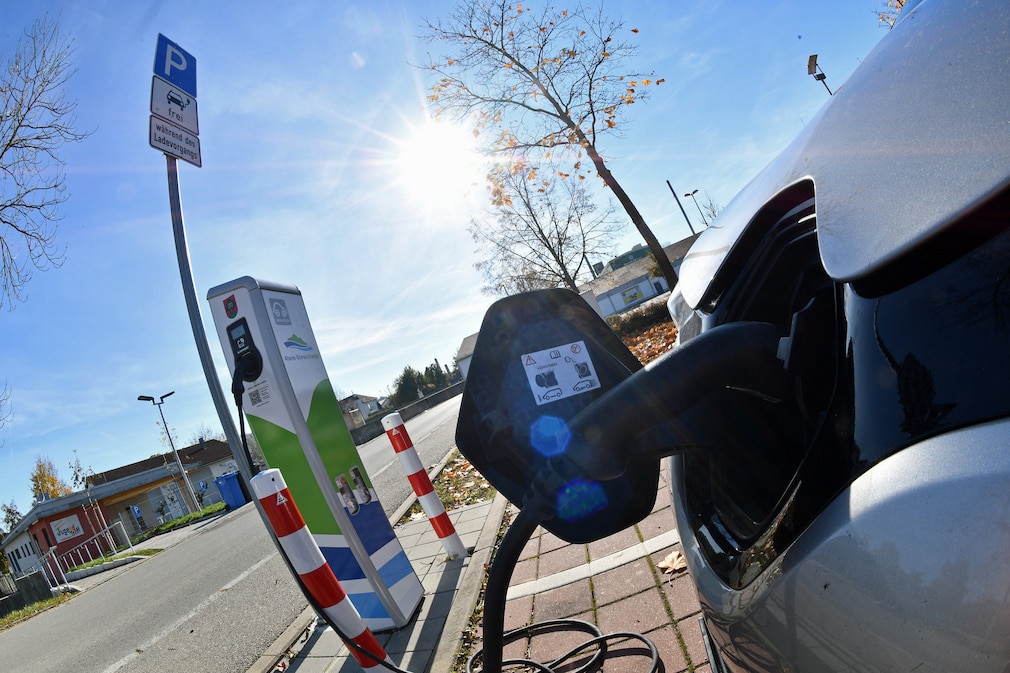 Ladestation für Elektroautos in Mainburg