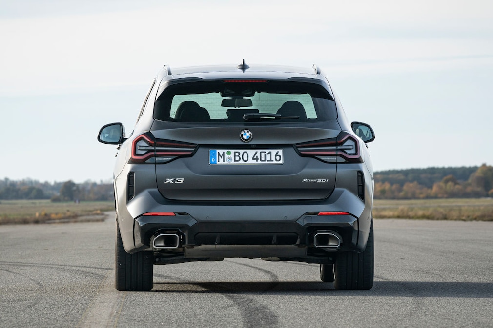 BMW X3 xDrive30i