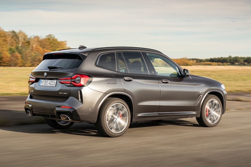 BMW X3 xDrive30i