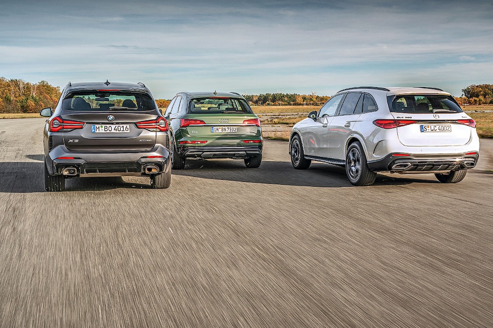 Mercedes GLC 300 4Matic Audi Q5 45 TFSI quattro BMW X3 xDrive30i