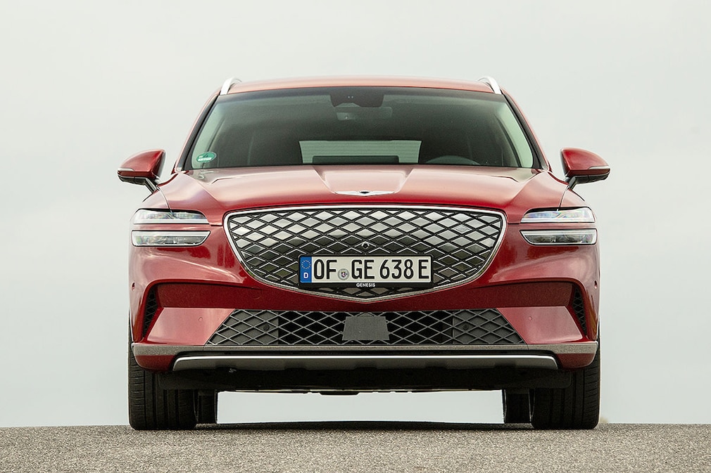 Genesis Electrified GV70