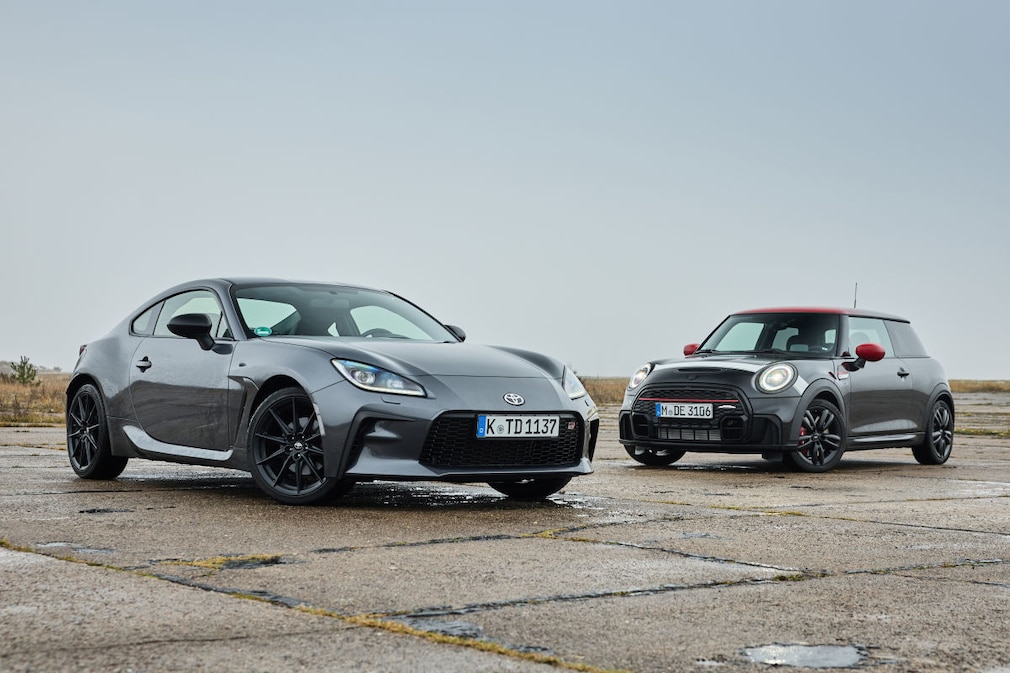 Mini John Cooper Works Toyota GR86