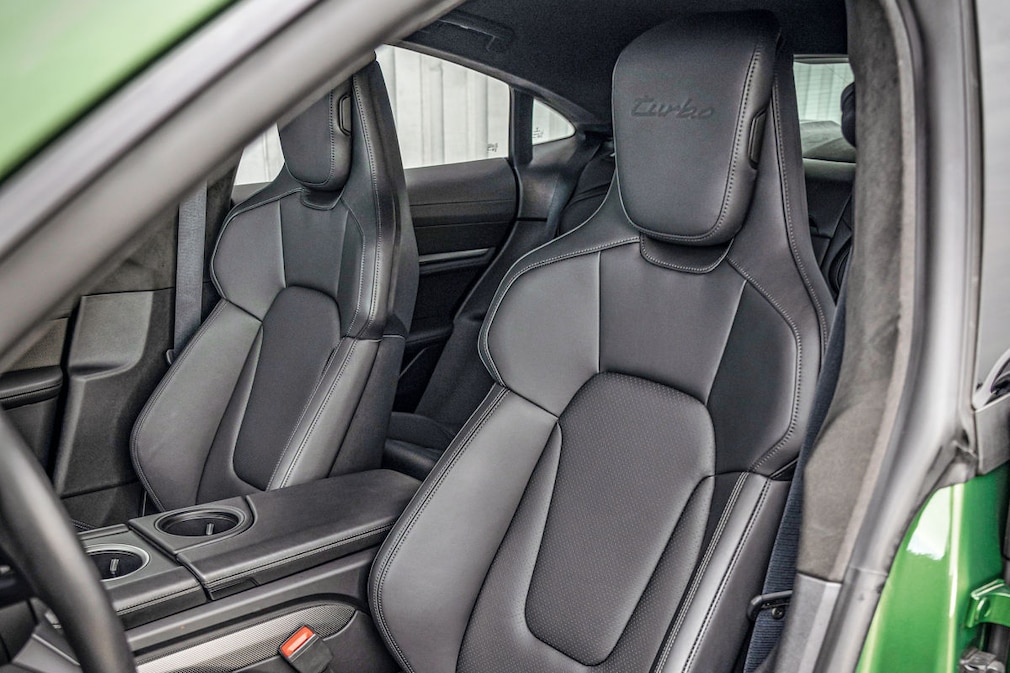 Porsche Taycan Turbo