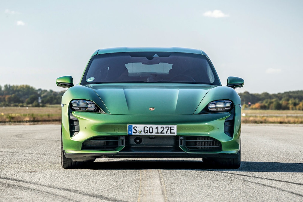 Porsche Taycan Turbo