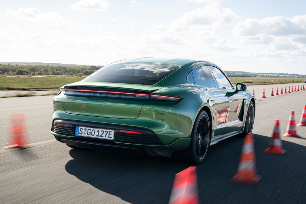 Porsche Taycan Turbo