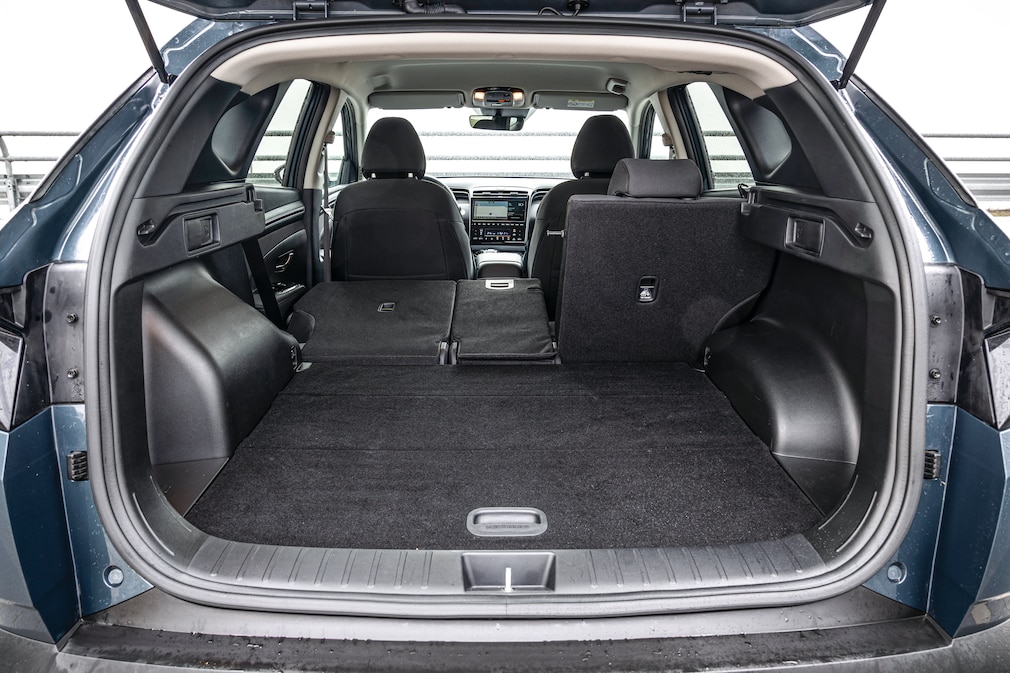 Lynk & Co 01 PHEV vs. Hyundai Tucson 1.6 T-GDI PHEV Allrad