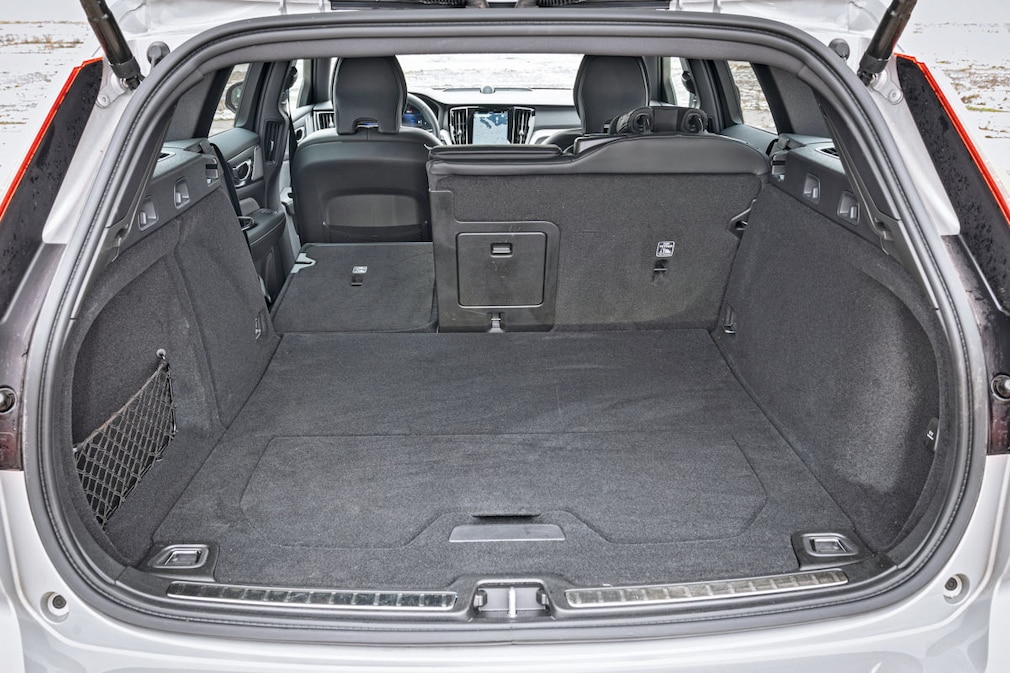 Volvo V60 B4 Mild-Hybrid Diesel