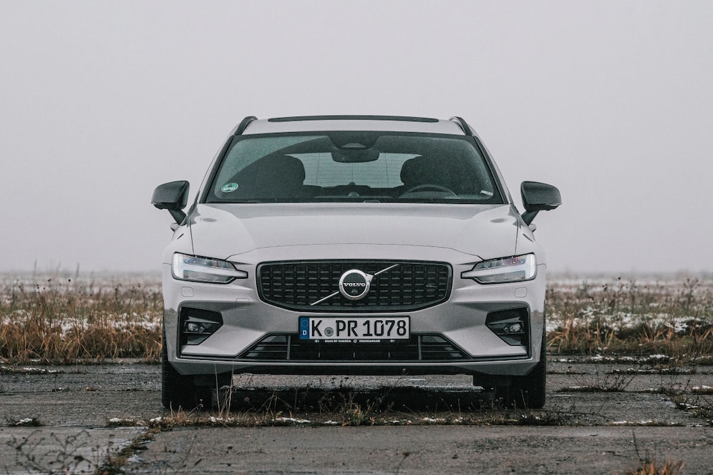 Volvo V60 B4 Mild-Hybrid Diesel