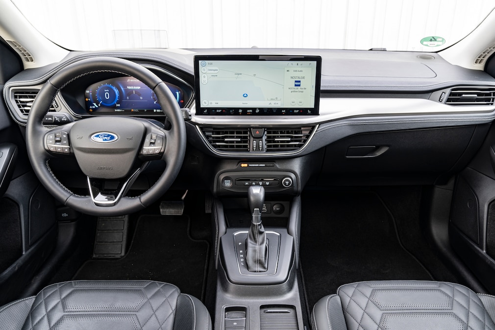 Ford Focus Turnier 1.0 EcoBoost Hybrid