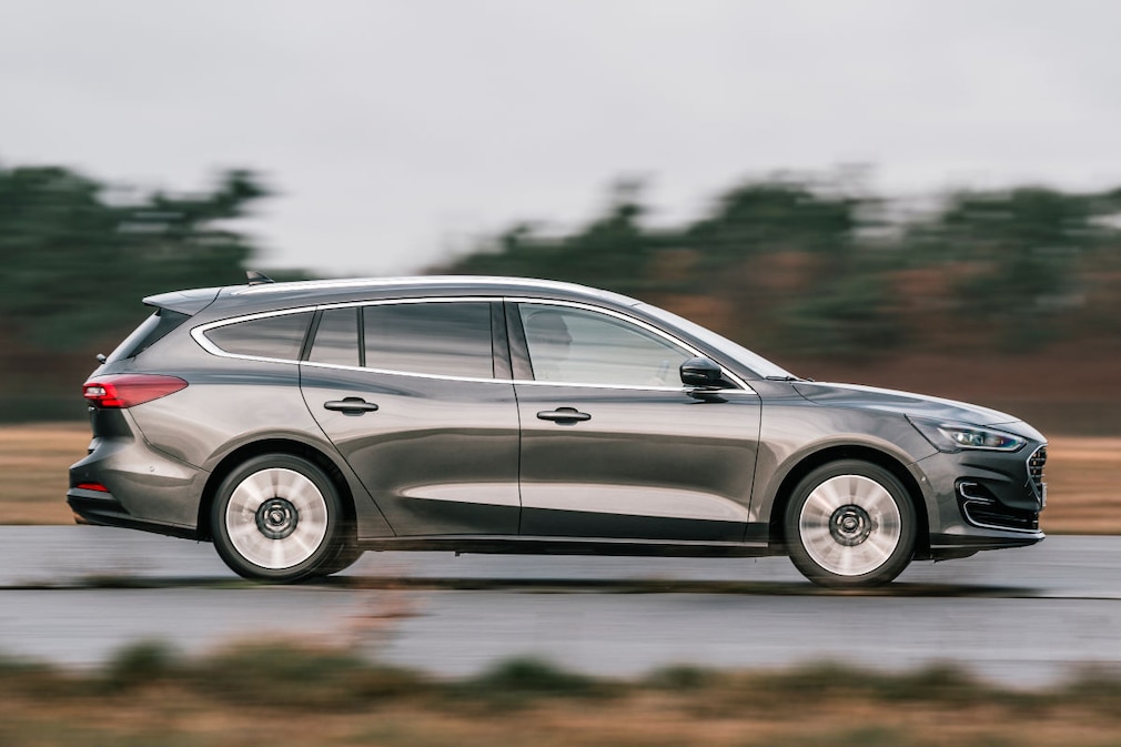 Ford Focus Turnier 1.0 EcoBoost Hybrid