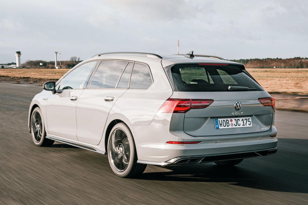 VW Golf Variant 1.5 eTSI DSG
