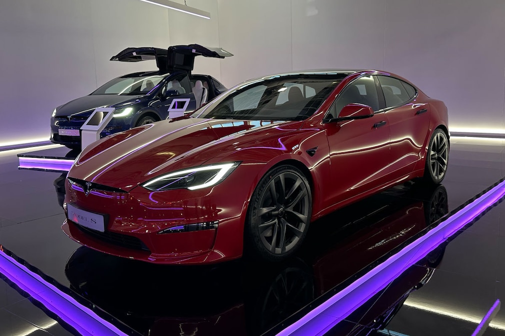 Tesla Model S Plaid