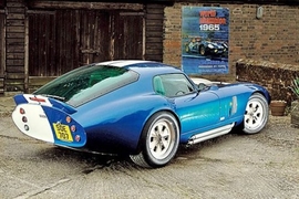 Test Superformance Cobra Coupé